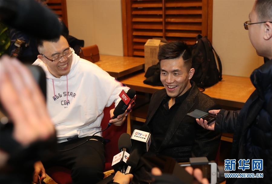 身体对抗的