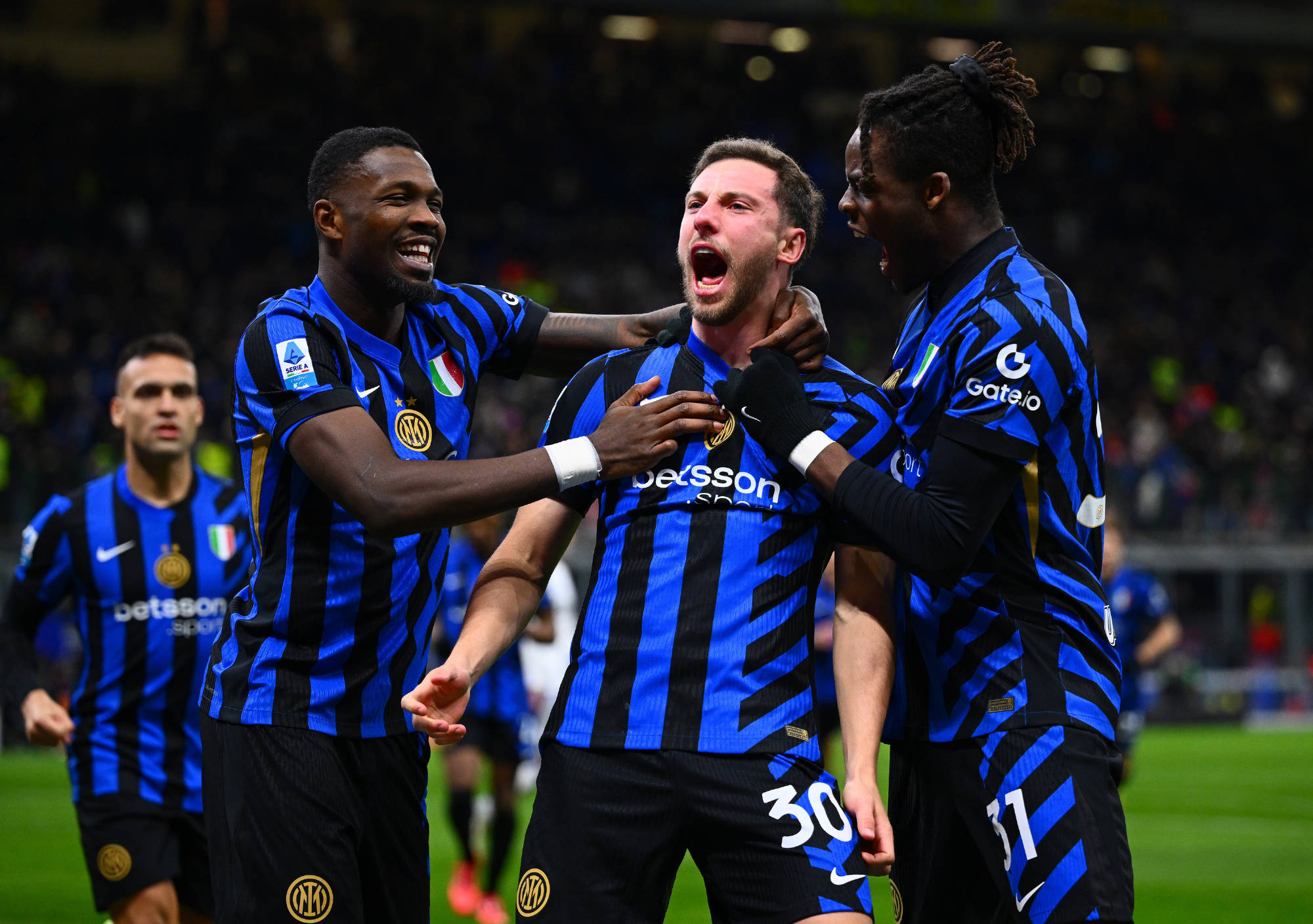 参与体育锻 参与体育锻