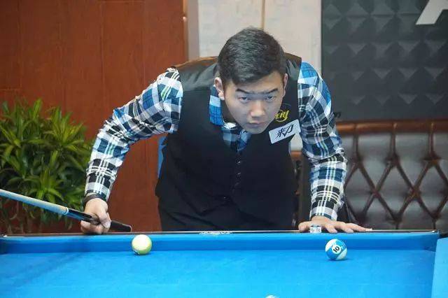 與社區和年 與社區和年