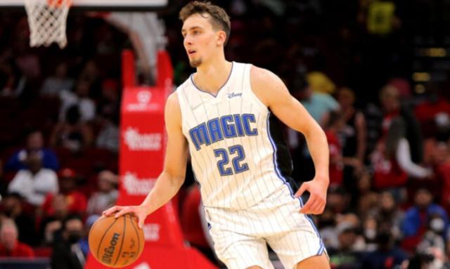 锻炼身体的 锻炼身体的