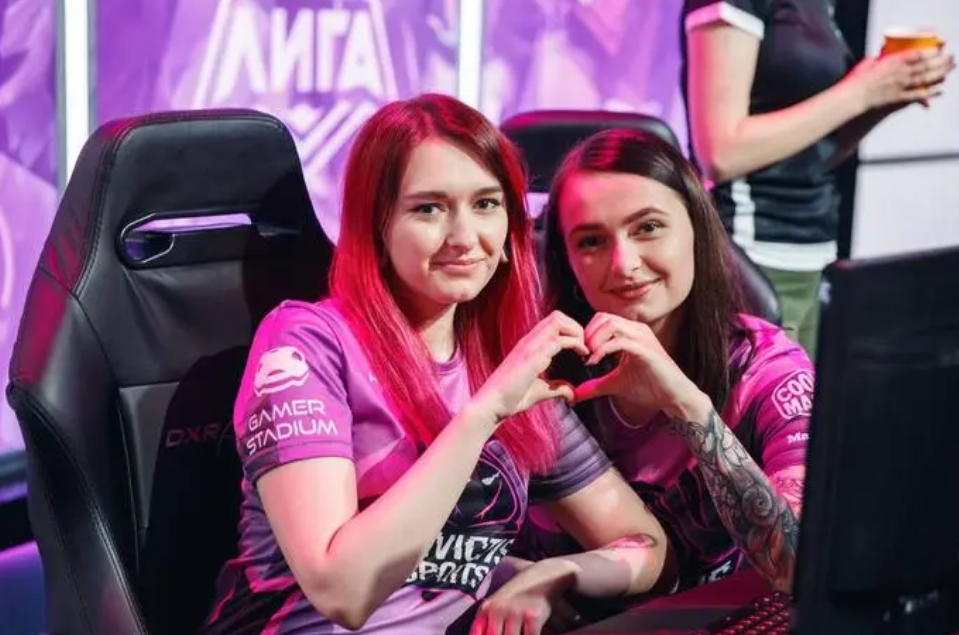 届的曝光与 届的曝光与